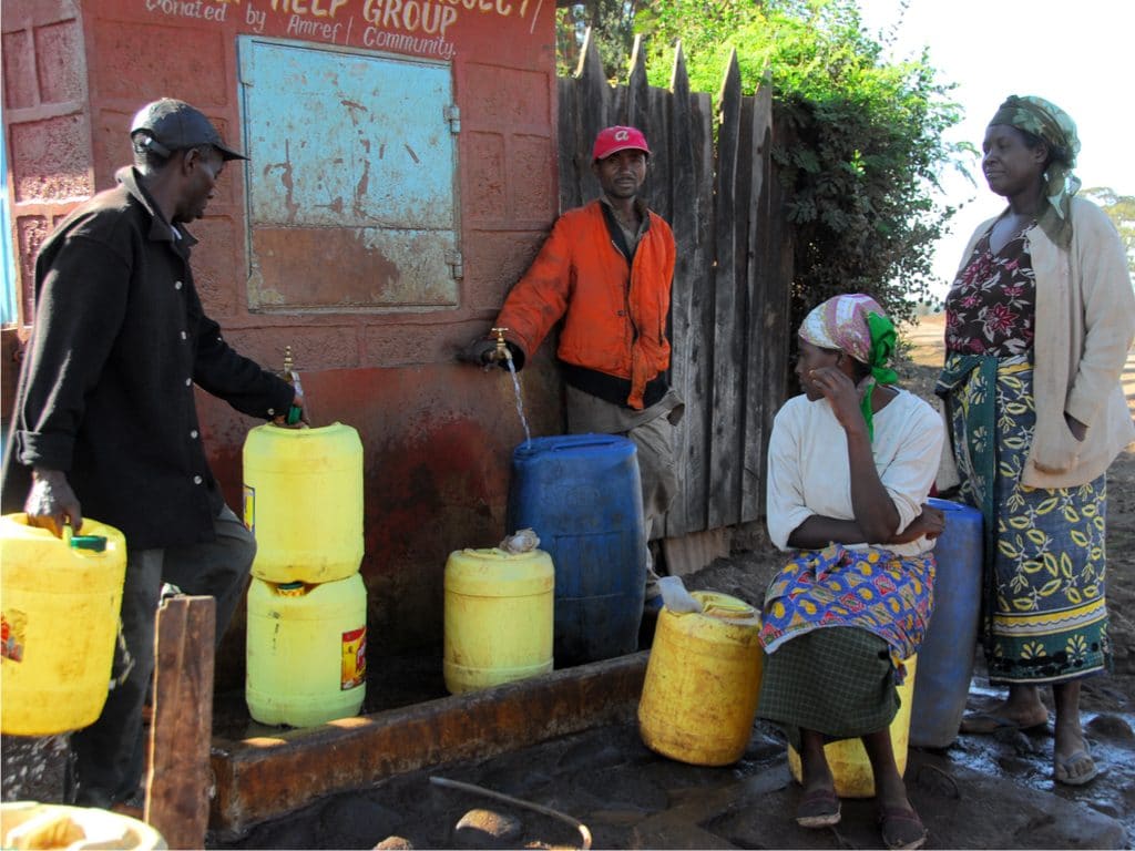 OUGANDA : la BAD débloque 62 M$ pour l’eau et l’assainissement de 10 villes du pays ©Africa924 /Shutterstock