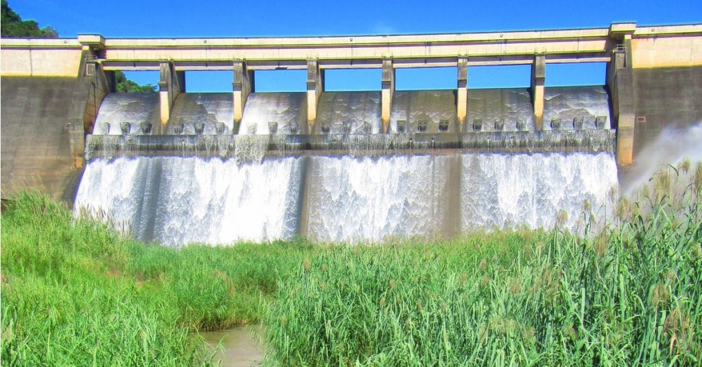 GABON: chantier de la centrale hydroélectrique de FE2, les travaux vont reprendre©PhotoSky/Shutterstock