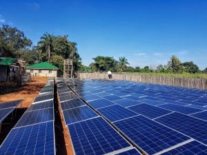 ZIMBABWE : Gombe Power, Tugwi, Kefalos et Triangle Solar veulent fournir 160 MW ©Sebastian Noethlichs/Shutterstock