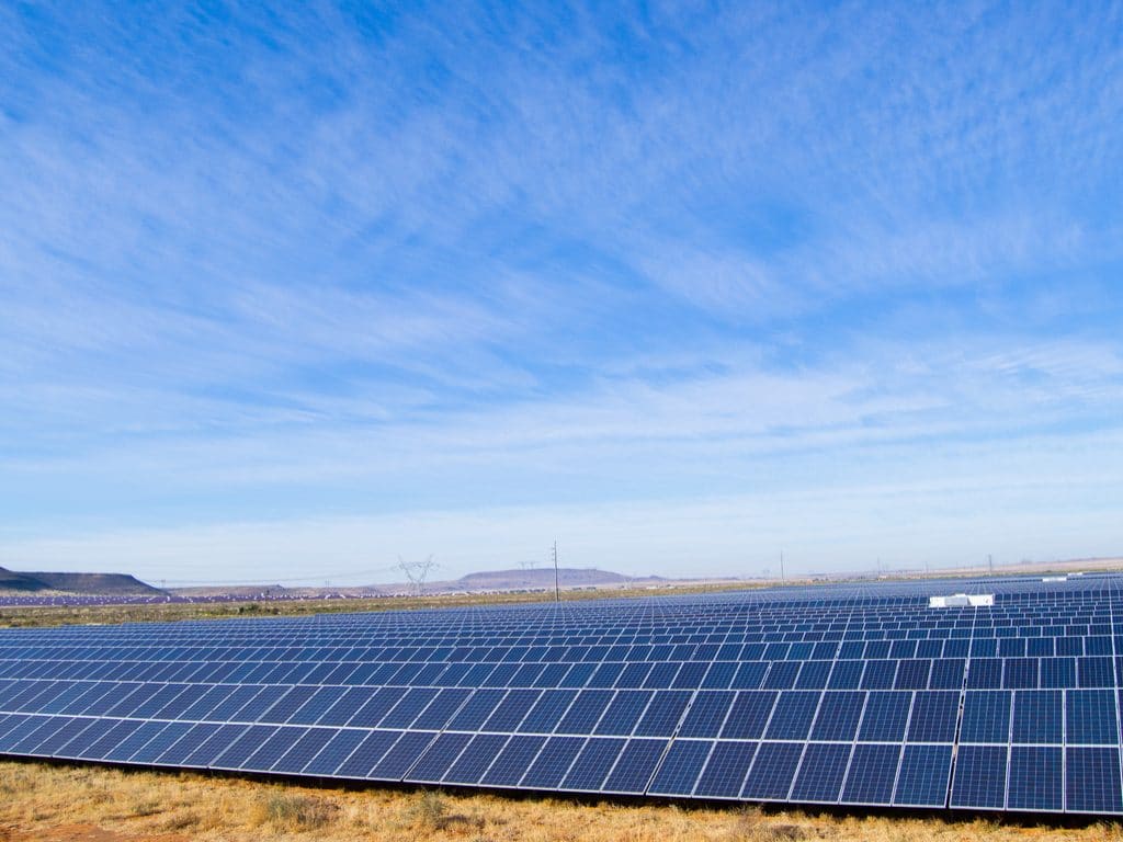 ZIMBABWE: Soventix to supply 22 MW from the Harava solar park © Douw de Jager/Shutterstock