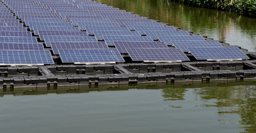 IVORY COAST: Floating solar power station announced, as in the Seychelles© mhong84/Shutterstock