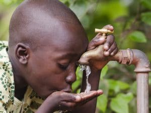 NIGERIA: Danone Communities invests in Impact Water for water kiosks©Riccardo Mayer/Shutterstock