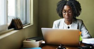 EGYPT: EBRD promotes women entrepreneurs in renewable energy©Rawpixel.comShutterstock