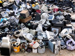 KENYA: Towards government takeover of electronic waste©ltummy/Shutterstock