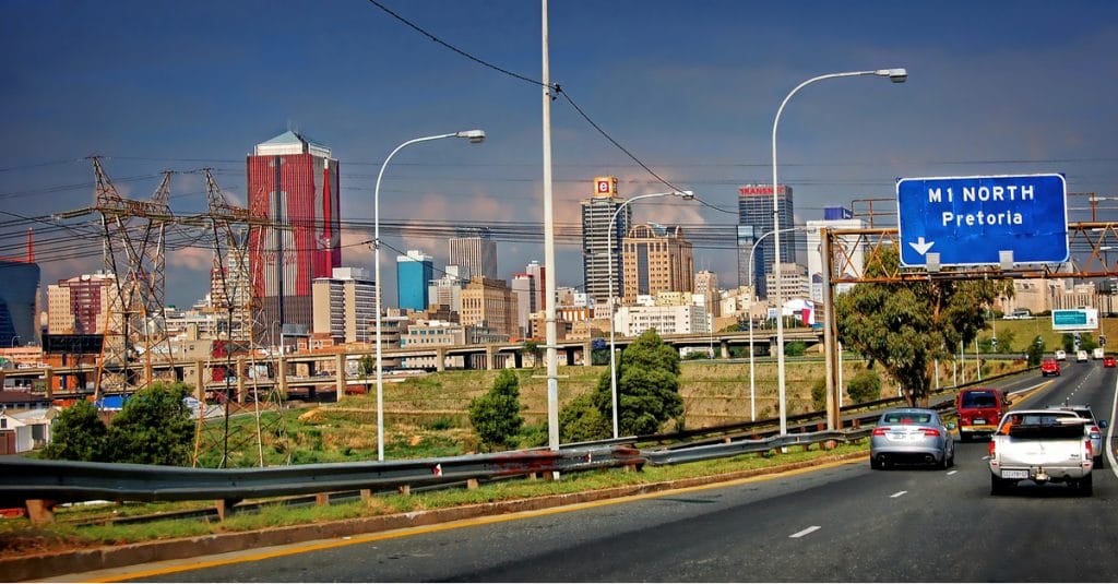 AFRIQUE : RFI organise un concours d’applications web sur les villes durables©Nataly ReinchShutterstock