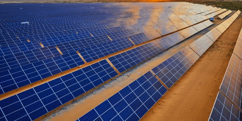 TUNISIA: Tozeur I solar power plant (10 MW) commissioned by state authorities©Jenson/Shutterstock