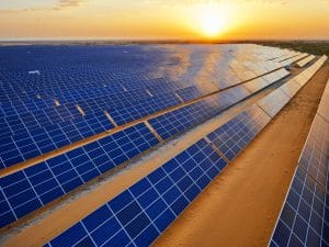 TUNISIE : le gouvernement met en service la centrale solaire de Tozeur I de 10 MW ©Jenson/Shutterstock