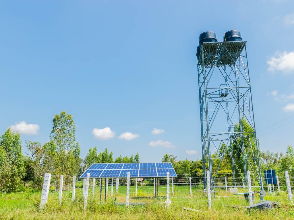 TANZANIA: World Bank finances drinking water in 165 villages ©weerapong worranam/Shutterstock