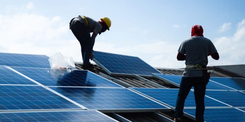 NIGERIA: NREA will subsidise 7 suppliers of solar off grid for 5 years ©lalanta71/Shutterstock