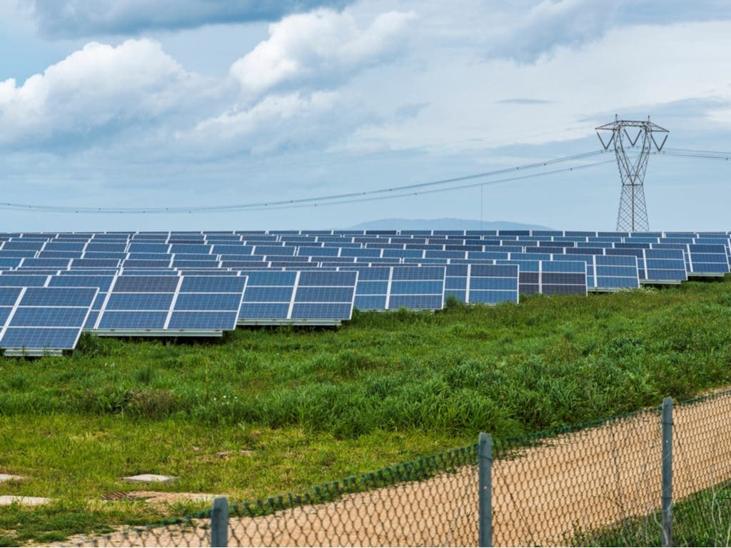 ANGOLA: Solenova will build a solar power plant (50 MWp) in Namibe Province© travelfoto/Shutterstock