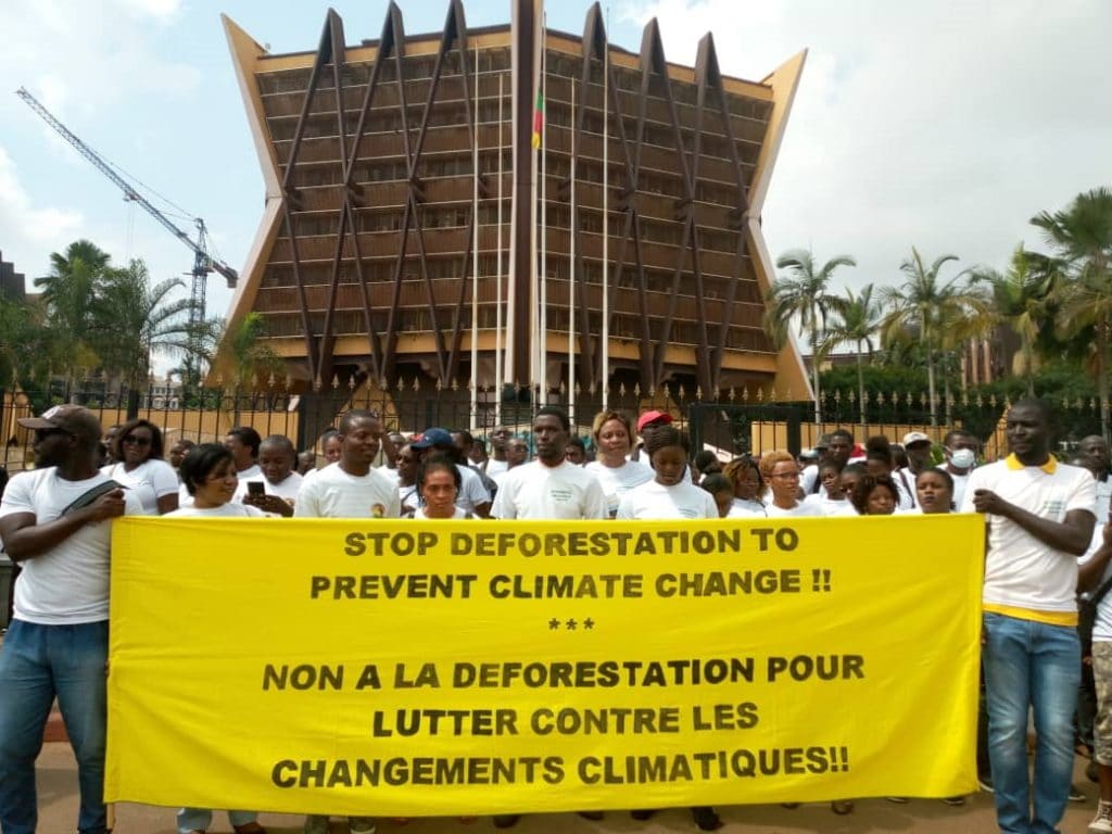 CAMEROON: Youth get together for climate change