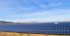 BURKINA FASO : Urbasolar construit une centrale solaire de 33 MW à Pâ©Douw de Jager/Shutterstock