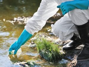 ANGOLA : six laboratoires de recherche sur l’eau verront le jour dans cinq provinces©Africa StudioShutterstock