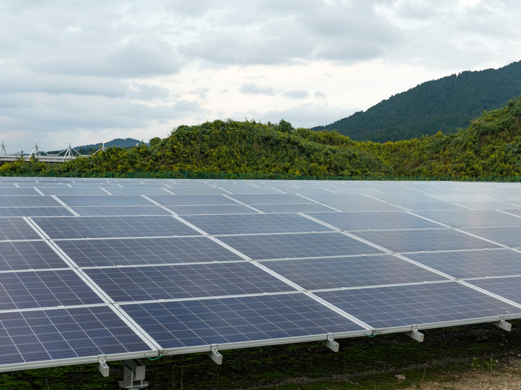 GUINEA-BISSAU: Sinohydro wins contract to build solar power plant in Gardete© leungchopan/Shutterstock