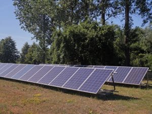 KENYA: 1.3M households will have access to electricity via solar off-grid©vladdon/Shutterstock