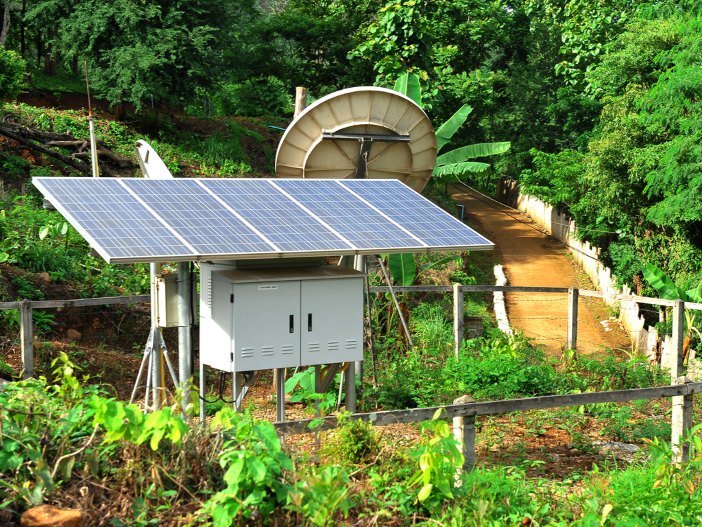 AFRIQUE : l’AFD et l’Ademe soutiennent dix projets d’électrification via l’off-grid© think4photop/Shutterstock