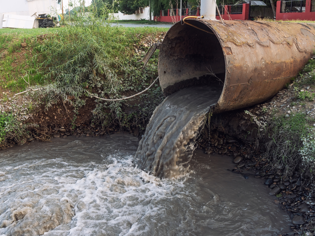 SÉNÉGAL : l’AFD finance le projet de dépollution de la baie de Hann près de Dakar©Pnor Tkk/Shutterstock