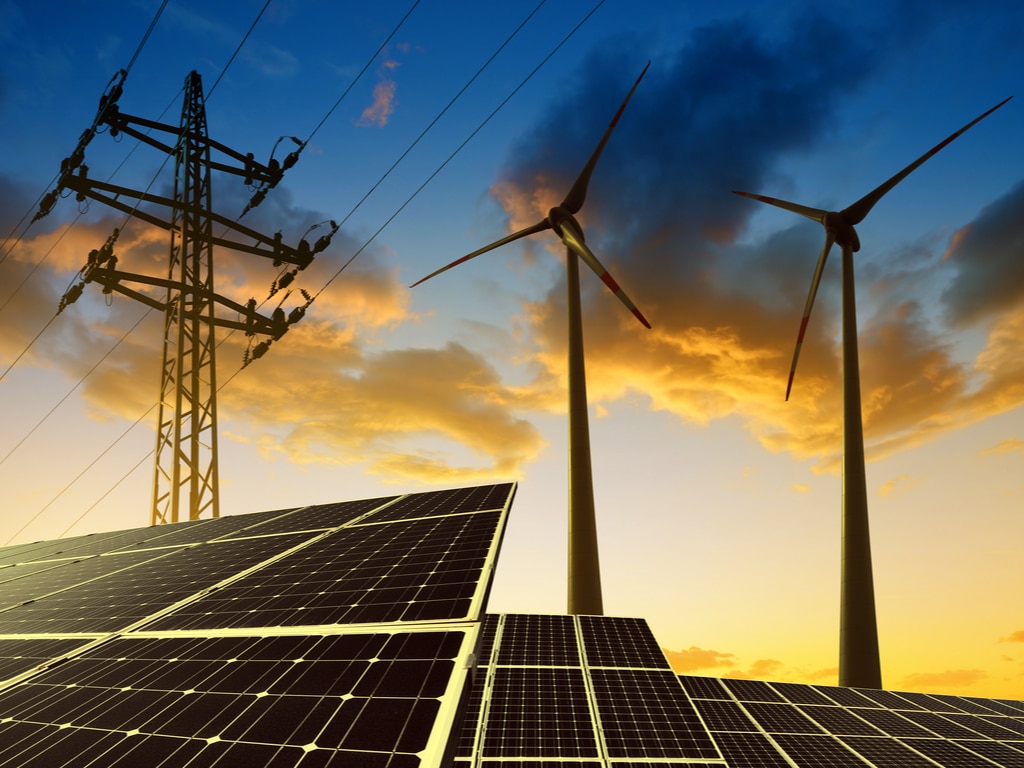 ECOWAS: ECREEE launches call for tenders on its Clean Energy Corridor©jaroslava V/Shutterstock