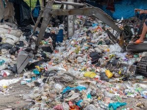 NIGERIA: the FEC approves a new law on plastic waste management©moxumbic/Shutterstock