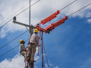 SÉNÉGAL : la Senelec connecte l’usine d’eau potable de KMS 3 au réseau électrique ©oo3asy60lfoo/Shutterstock