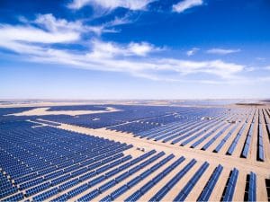 ÉGYPTE : le gouvernement honoré d’un prix pour son projet solaire de Benban (1,65 GWc)© zhangyang13576997233/Shutterstock