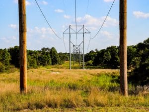 TOGO : l’État améliorera la desserte en électricité au nord avec une ligne de 240 km©Hayden Hamilton/Shutterstock