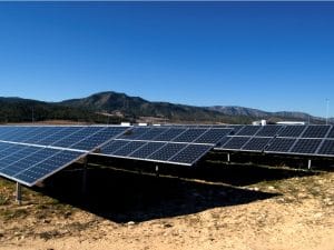 RDC : Gridworks recherche des subventions de 35 M$ pour son projet d’off-grid ©MilaCroft/Shutterstock