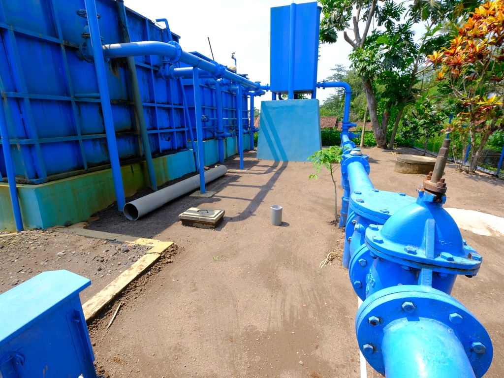 IVORY COAST : Fluence relaunches its drinking water project in Abidjan© Rembolle/Shutterstock