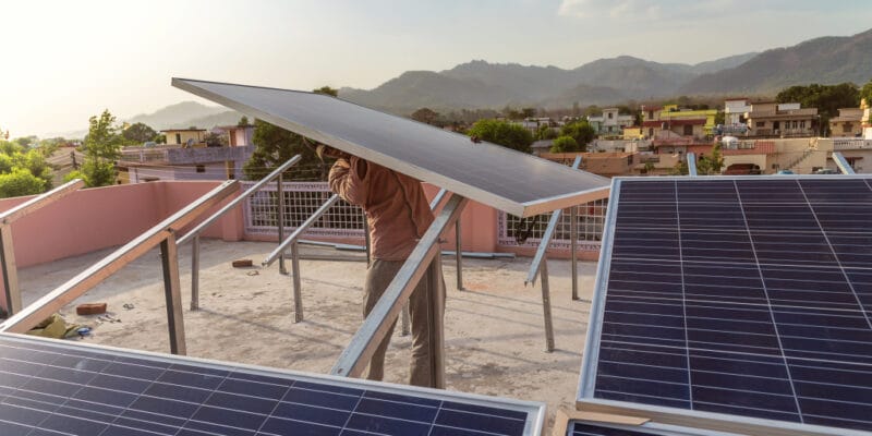 AFRICA: Baobab+ raises €4m to distribute its solar kits in two countries © greenaperture/Shutterstock