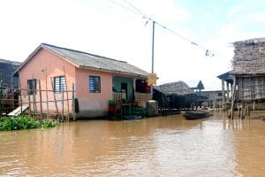 NIGERIA : l’IDA finance l’eau et l’assainissement pour 6 millions de personnes © Cora Unk Photo/Shutterstock