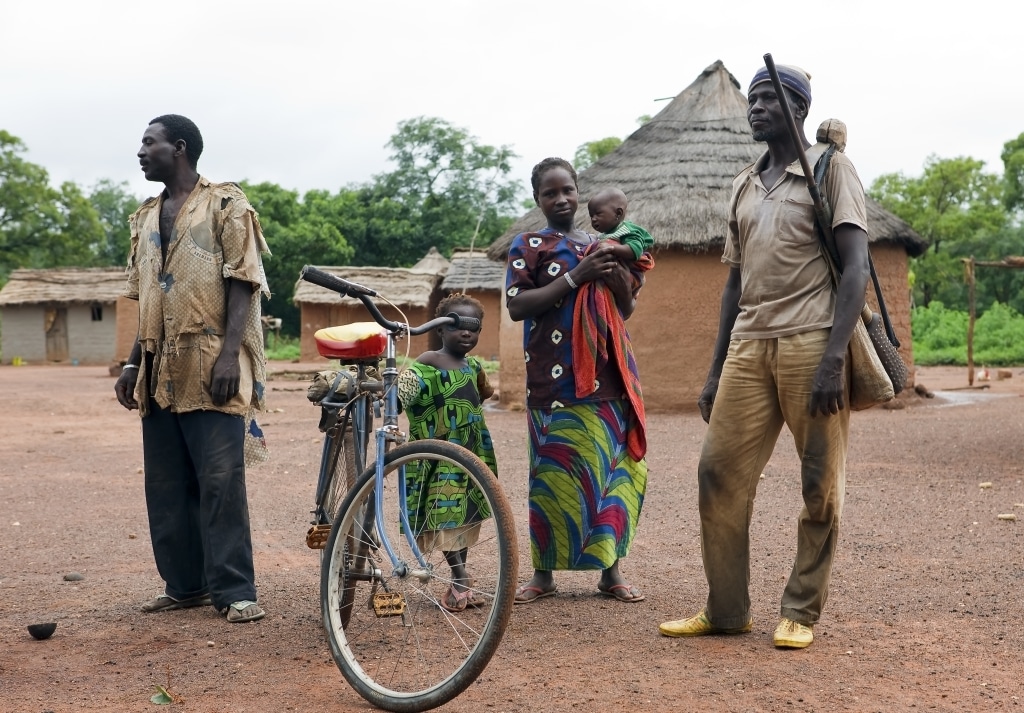 BURKINA FASO : Bboxx et Geocoton électrifieront 2 millions de personnes via le solaire © Hector Conesa/Shutterstock