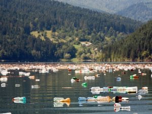 AFRIQUE : le concours Afri-Plastics pour réduire la pollution plastique en mer©Stephane Bidouze/Shutterstock