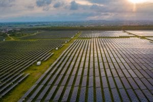 ZAMBIE : Ultra Green lance le chantier de sa centrale solaire (200 MWc) en septembre © fuyu liu/Shutterstock