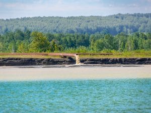 RWANDA: Rema receives funding for mercury pollution control©Korostylev Dmitrii/Shutterstock