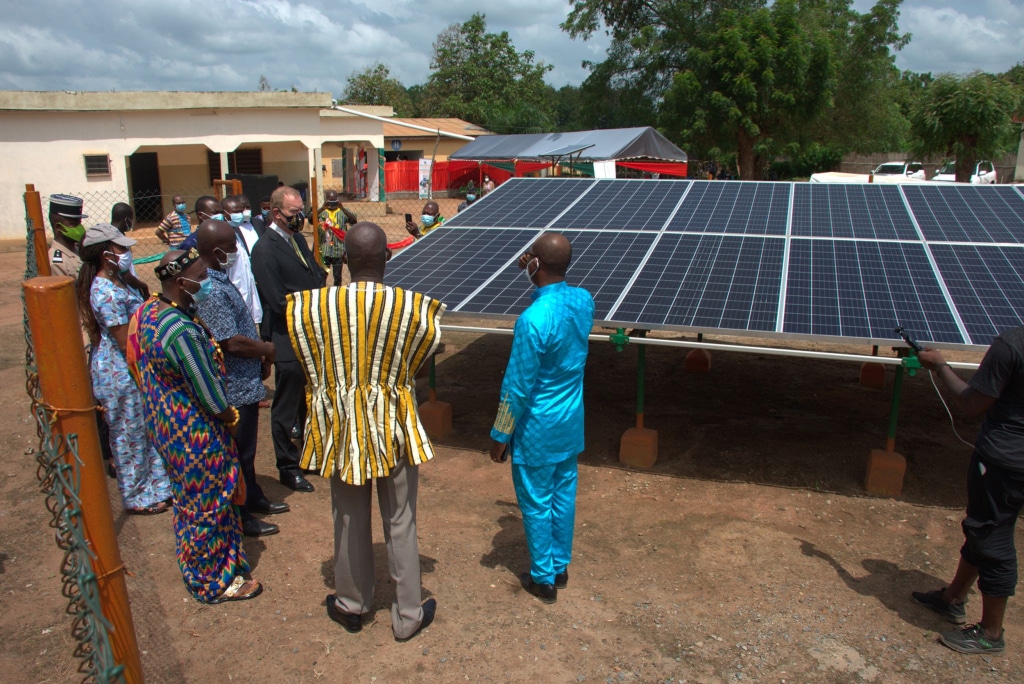 TOGO : KYA-Energy achève l’électrification de 20 centres de santé via le solaire © Power Africa