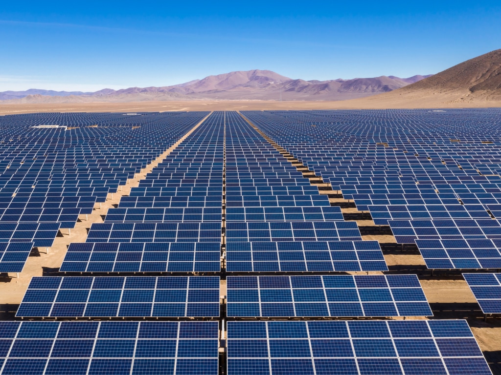 MADAGASCAR: CBE to connect an 8 MWp solar power plant to the Tôlagnaro mine ©abriendomundo/Shutterstock