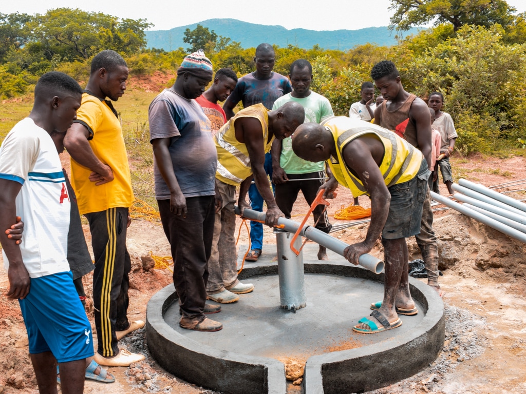 BURKINA FASO: CEMEAU trains 200 youths in the maintenance of water installations©Oni Abimbola/Shutterstock