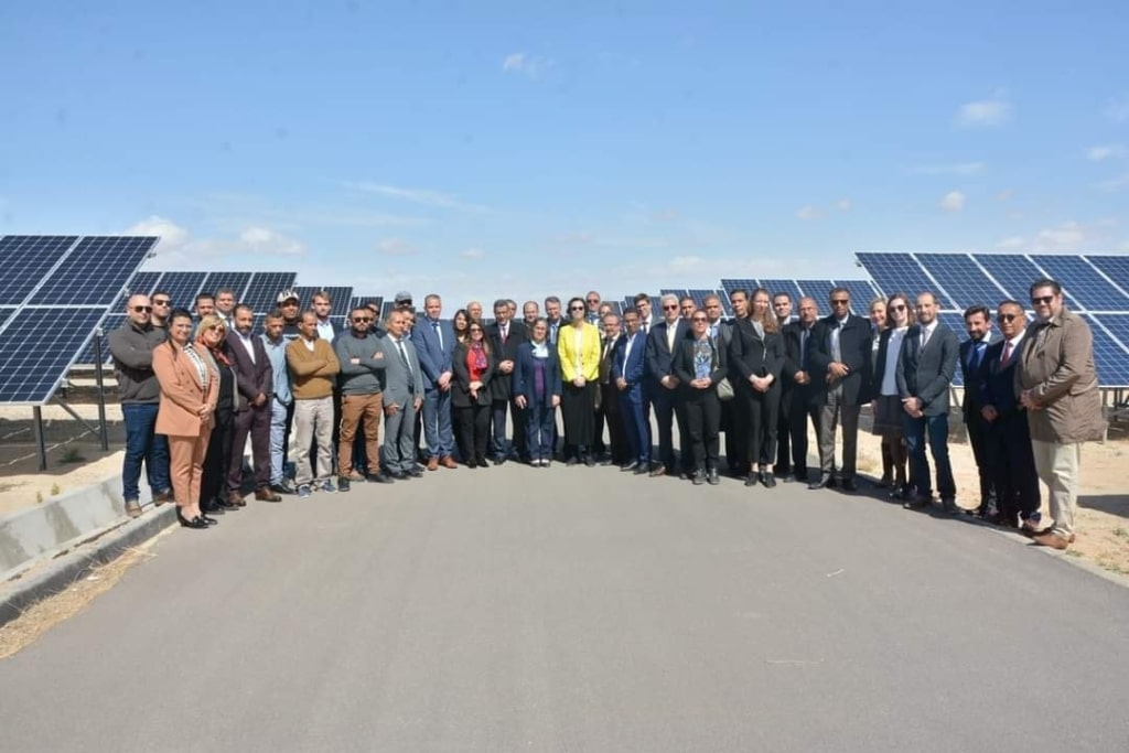 TUNISIE : financée par la KfW, la centrale solaire de Tozeur II entre en service © Steg