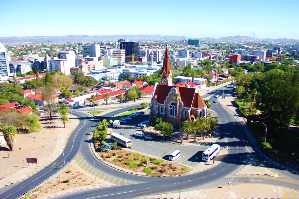 NAMIBIE : FNB émet une obligation verte pour l’énergie et les bâtiments écologiques© speedshutter Photography/Shutterstock