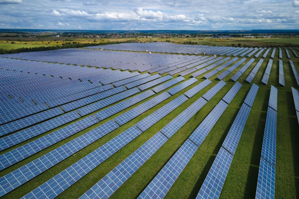 SÃO TOMÉ-ET-PRINCIPE : un appel d’offres pour une centrale solaire PV à Santo Amaro© Bilanol/Shutterstock