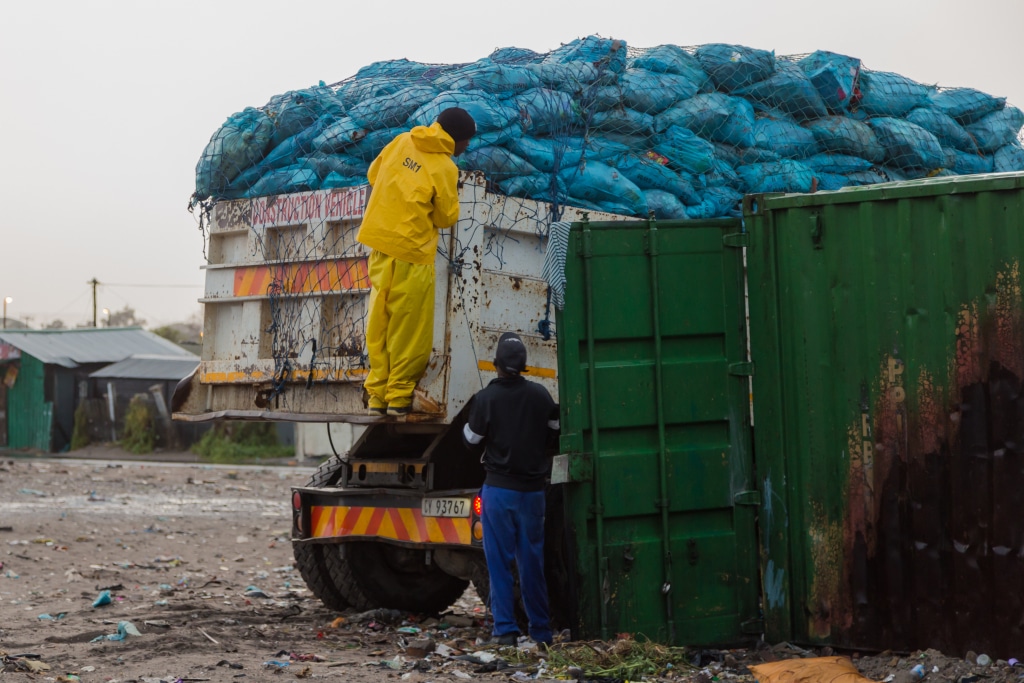 UEMOA: BOAD's "Upop" project will strengthen waste management in 6 countries © Chadolfski/shutterstock