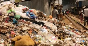 AFRIQUE : l’urgence de changer les paradigmes dans la gestion des déchets ©Luvin Yash/Shutterstock