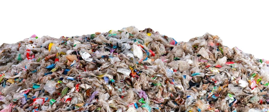 CAMEROON: how to collect and recycle plastic waste? ©anut21ng Stock/Shutterstock