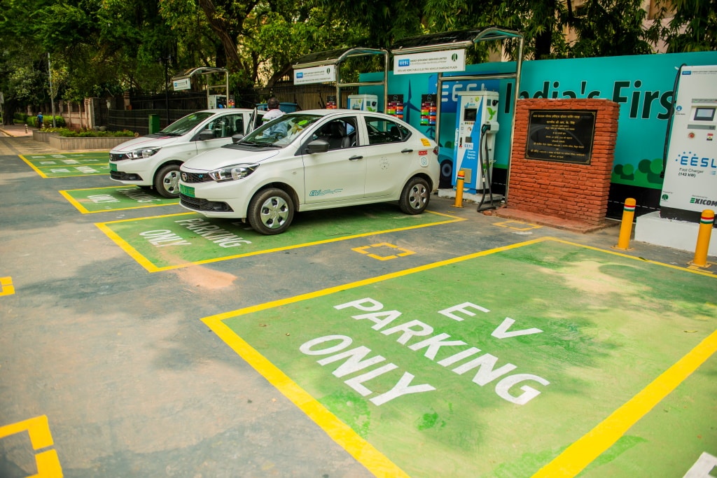 KENYA: Tax incentives to promote the development of electric mobility © PradeepGaurs/Shutterstock