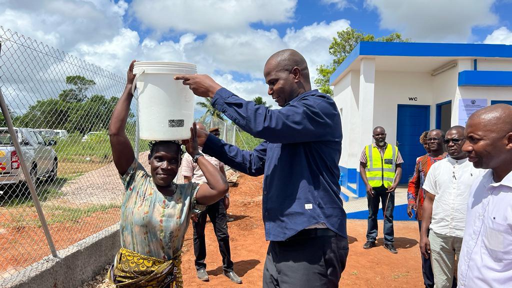 MOZAMBIQUE: In Massafane, a drinking water supply system serves 1,700 people ©Mozambique Ministry of Public Works