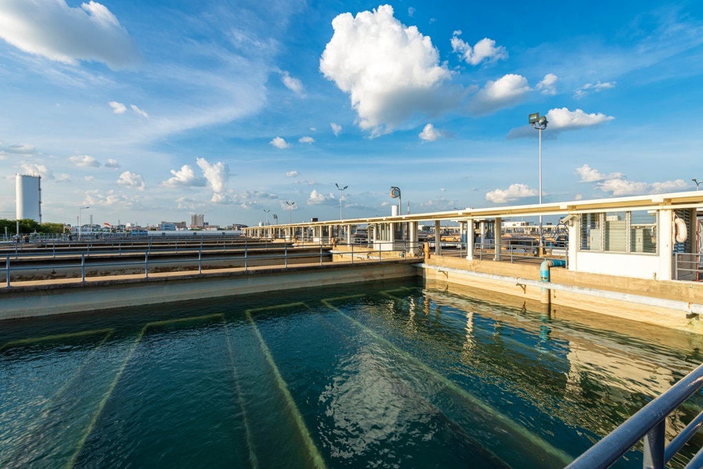 TCHAD : un appel d'offres pour des usines de pompage et d’eau potable à Kariari©People Image Studio/Shutterstock