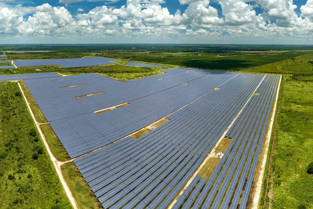 MADAGASCAR : des appels d’offres pour 210 MW d’énergie solaire à Ihazolava et Mahajanga © Bilanol /Shutterstock