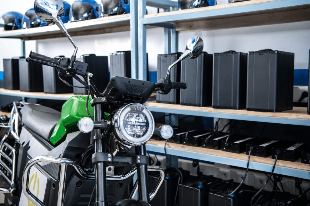 AFRIQUE : Spiro va réceptionner 1 000 cellules de batteries pour ses motos électriques©Spiro