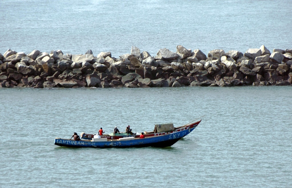 AFRIQUE : Conakry accueille le 22e Congrès sur l’eau et l’assainissement en février 2024 © Luciavonu/Shutterstock