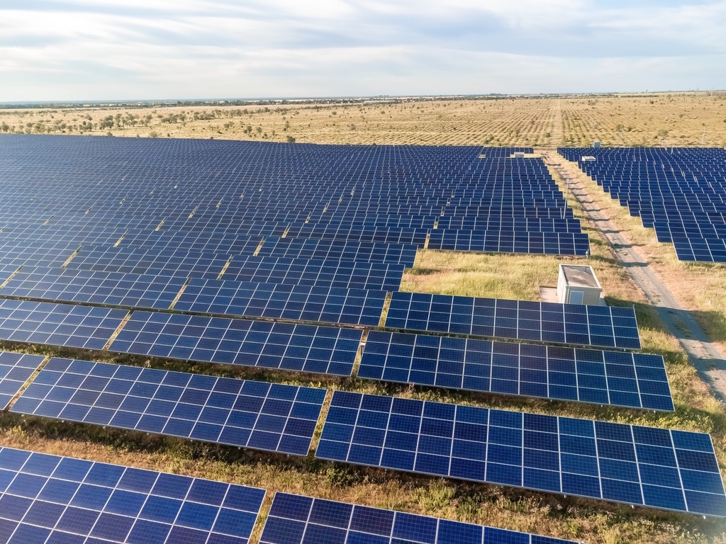 BENIN: Japan's Toyota Tsusho wins the contract for the 2nd Illoulofin solar power plant © panophotograph/Shutterstock